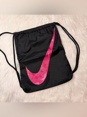 Nike Drawstring Bag Pink And Black